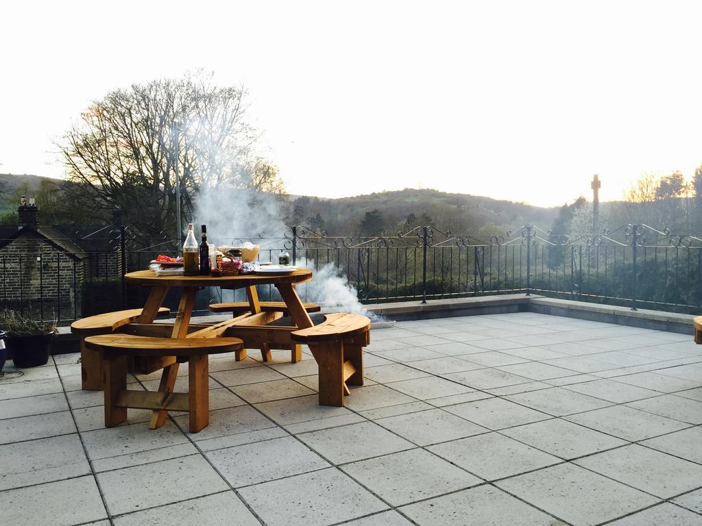 Bed and Breakfast Barton House Матлок Экстерьер фото