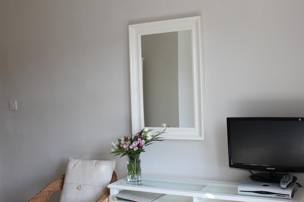 Bed and Breakfast Barton House Матлок Экстерьер фото